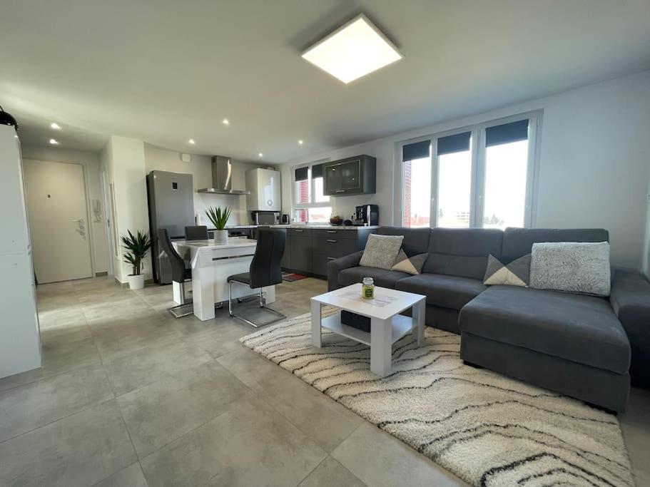 Appartement T3 En Centre-Ville De 托农莱班 外观 照片